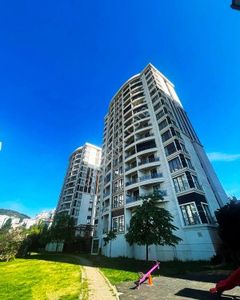 Mertcan Yakacık Meydana Yürüme Güvenlikli - Havuzlu 3+1 İskanlı