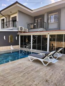 Alaçatı'da Kiralık Müstakil Havuzlu Villa