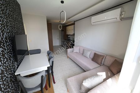 Üstünkent'ten Çiftlikköy'de Full Sıfır Eşyalı 2+1 Kiralık Daire