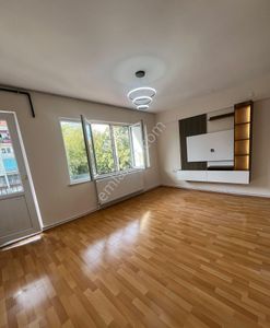 Topraklık Ta 2+1 Ön Cephe (ara Kat) Masrafsız Daire