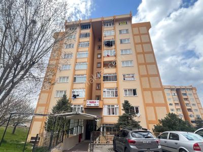 Demokrasi Mah 2+1 95m Kare Cadde Üzeri Satılık Fırsat Daire