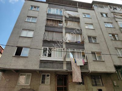 Salman Emlaktan Mevlana Cami Yakını 2+1 Daire