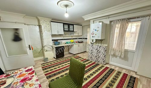 Ataparkda Kat Konumunda Altı Daire 3+1 Çift Balkonlu Yeni Bina