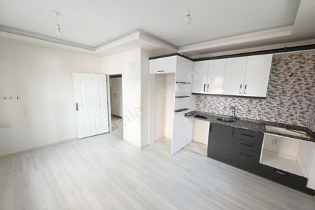 Üstünkent'ten Aydınlıkevler'de Forum Avm Yakını 2+1 Satılık Daire