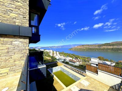 Adabükü Avrupalı Mimardan Özel Yapım 400m2 İçinde Müstakil Villa