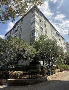 Koşuyolu Murat Sitesi'nde Yatırımlık 2+1 Satılık Daire