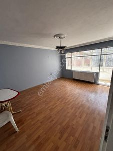 Bulvarda Temiz Bakımlı 3+1 Kiralık Daire