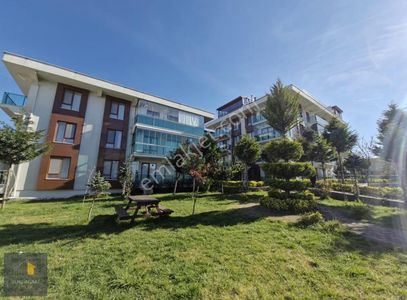 Karasu'da Deniz Manzaralı 2+1 Sürekli Kiralık Daire (eşyasız)