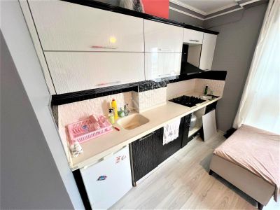 🟠🟠tek Yetkili Alfa'dan Akçayda Full Eşyalı Satılık 6 Yaşında Merkezi Konumda 1+1 Şık Daire