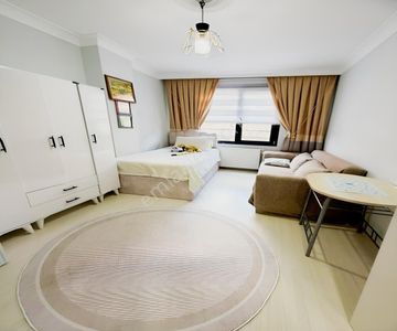 Güzelyurt Metrobüse Yürüme Mesafesinde 150m² 3+1 Arakat Daire