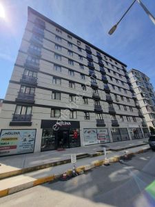 Truva Gayrimenkul Den Kurtköy Merkezde 2+1 İskanlı Arakat