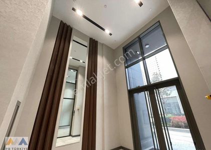 Emlak Konut Fikirtepe Satılık 3+1 Balkonlu Daire