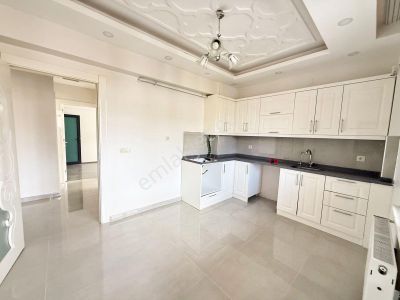 Beykent'te Modern Yaşamın Zirvesi 2+1 Ultra Lüks Cam Balkonlu Da