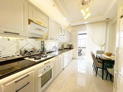 Beykent'te Premium Yaşam Arayanlara Baştan Aşağı Yenilenmiş 2+1