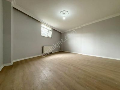 Mehterçeşme Mahallesi Spor Parkı Dibi 3+1 130m2 Geniş Daire!