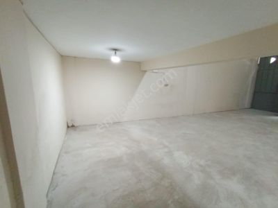 Karabağlar Yunus Emre Mah. Elektrik Suyu Olan 95 M2 Sadece Depoya Uyğun Kiralık Dükkan