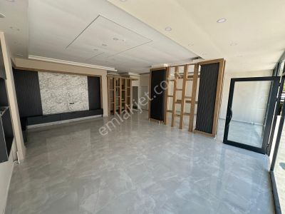 Akşemsettin Mah'de Full+full Yapılı Geniş Kullanım Alanlı Dükkan !