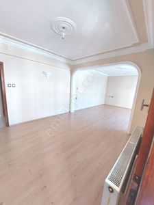 Cadde Üzeri Kiralık Daire