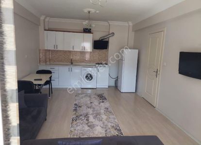 Akçay Emlak'tan Akşehir Çarşı Merkezde Eşyalı Tüm Faturalar Dahil Kiralık 1+1 Daire