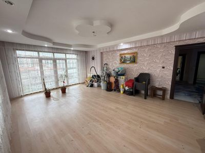 Makro Life Gayrimenkul'den Satılık Radison Otel Arkası 4+1 Satılık Fırsat Daire