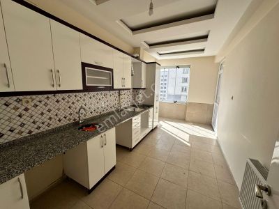 Amazon'dan Hg Hospıtal Civarı 3+1 Kiralık Fırsat Daire !!!