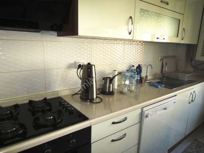 Yıldırım Umurbey Çimen Cd.3+1 120m2 3.arakat Satılık Daire 2.600bintl