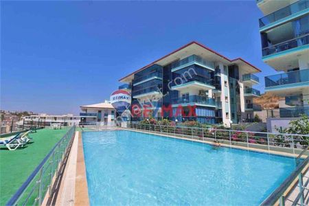 Kuşadası Değırmendere Mh. Turkuaz Evler Sıtesınde 2+1 Arakat Daıre