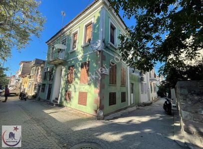 Kuzey Sancaktan Ayvalık Merkezde Satılık Rum Evi