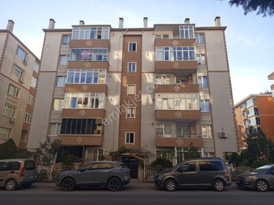 Eski Şifa Hastahanesi Yanı Satılık Geniş Daire