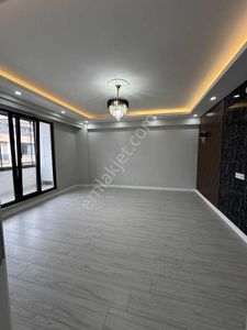 Kaymakamlık Karşısı 2+1 Kiralık Dair E