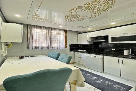 Yeni Metro Projesine Yakın Lüx Tasarımlı Satılık 2+1 Daire