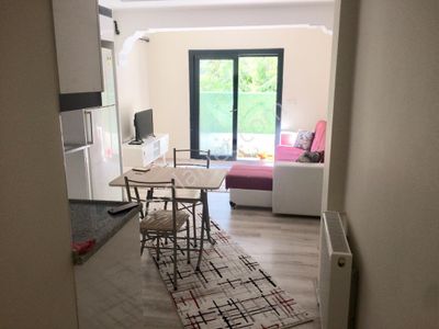 Arga'dan Buca Kozağaç Meydan Yakını Eşyalı 1+1 Kiralık Daire