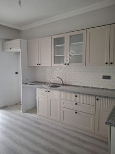 Adalet Gold Group Emlak'tan Site İçerisinde Bağlar Mahallesinde Sıfır Bina Satılık Daire 2+1 100 M2