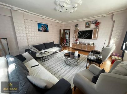 Day House'den 140 M² 3+1 Arakat Daire