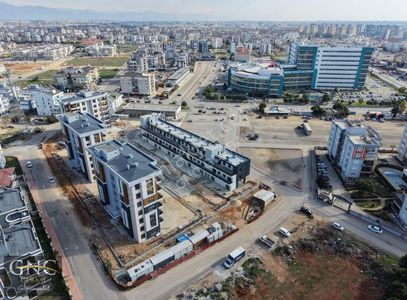 Kepez Devlet Hast. Karşısında Ofis Kullanımına Uygun Kiralık 2+1