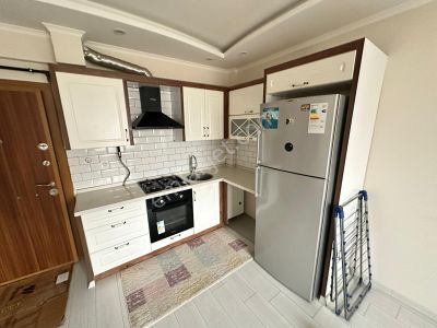 Zeki Emlak'tan Muradiye Mahallesinde 1+1 Eşyalı Kiralık Daire