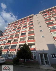 Arda Emlak Ofisin’den Yapay Gölet Yakını Kapalı Balkonlu Eşyalı Yatırımlık Daire