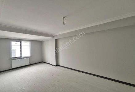 Sözbir Gayrimenkul'den Akevlerde 3+1 Sıfır Ara Kat Daire !!