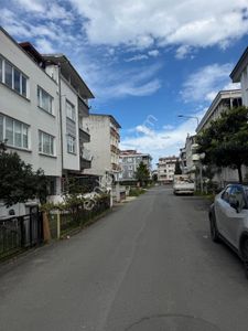 Akyazı’da Nezih Konumda 3+1 | Ebeveyn Banyolu | 3 Balkonlu Geniş Daire