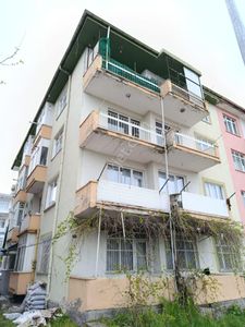 Argıncık Mahallesinde 3+1 İçi Yapılı Kombili Satılık Daire