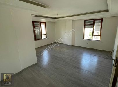 Arapsuyunda 3+1 Asansörlü Arakat Katta Tek Daire