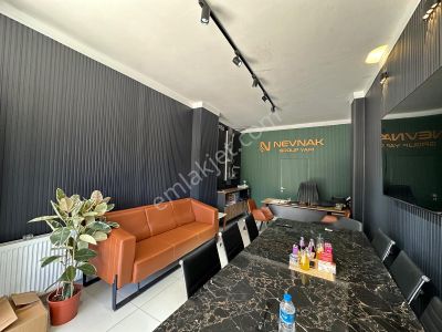 Maltepe Cevizlide Tabela Değeri Satılık 90m2 Depolu Dükkan