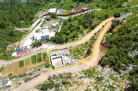 Alanya Yenicede Satılık 609 M2 Müstakil Tarla