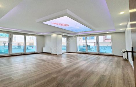 Butik Site İçi Ebeveyn Banyolu Kapalı Otoparklı Metrobüse 5 Dk