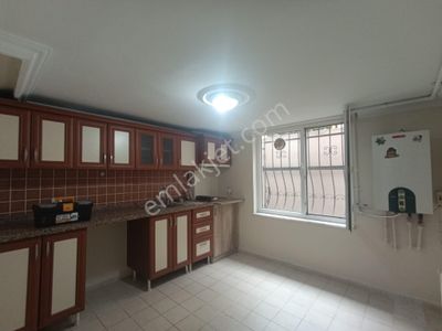 Kavacık Merkezde 90 M 2+1 Temiz Bahçe Katı