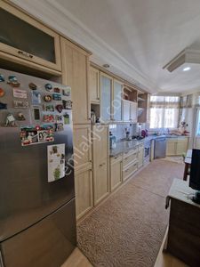4+1güzelyalı Kap.mutfak 3banyo 3wc 240m2 Gdb Cephe 2balkon Site İçi Sosyete Pazarı Civ.az Hasarlı