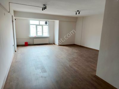 Sahibinden İzmit Fethiye Caddesinde Kiralık Ofis