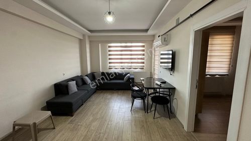 Deniz Gayrimenkul’den İmam Bakır Mah Site İçerisinde Güvenlikli Ful Eşyalı Lüx 1+1 Daire