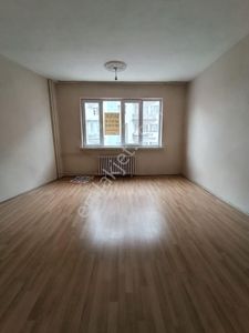 Sivrihisar 2 Caddesinde 2+1 Satılık Daire