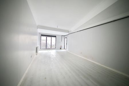 Kaçmaz'dan Altıntepe'de Merkezi Konum Geniş Arakat 2+1 Daire